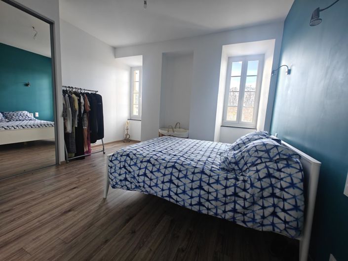 Image No.18-3 Bed House for sale