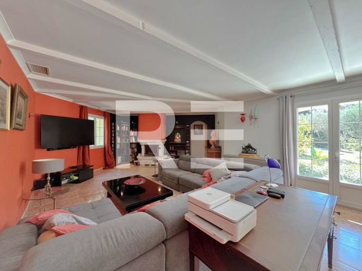 Image No.7-3 Bed House for sale