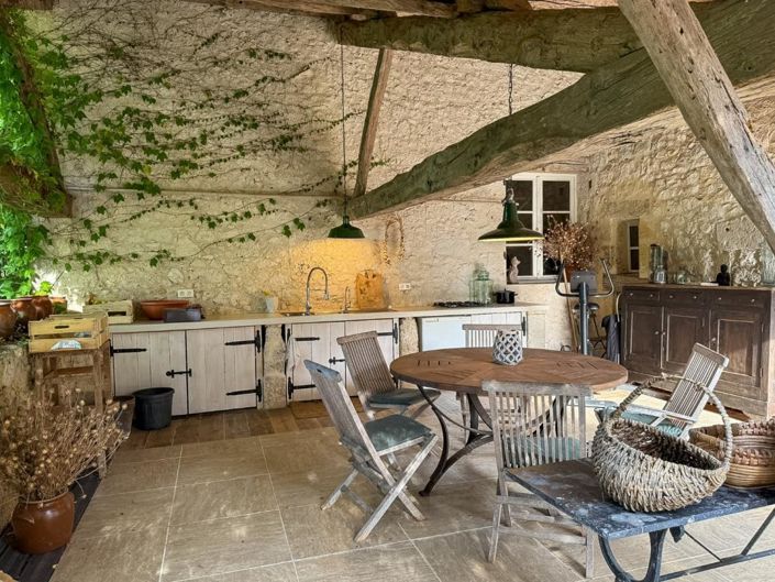 Image No.12-5 Bed House for sale