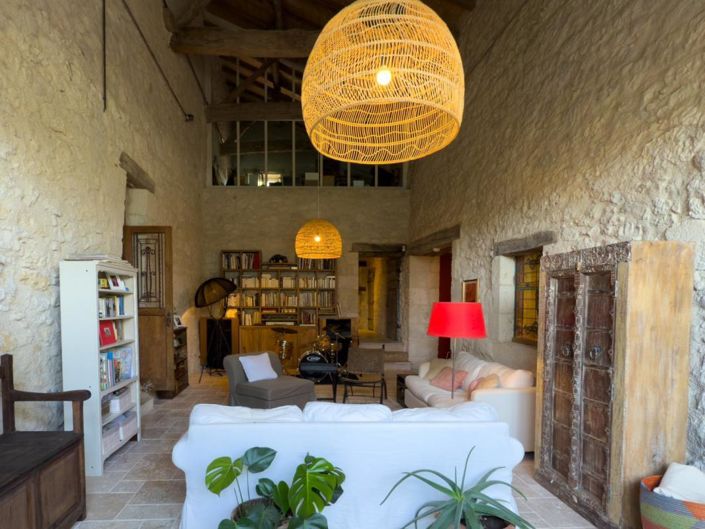 Image No.15-5 Bed House for sale