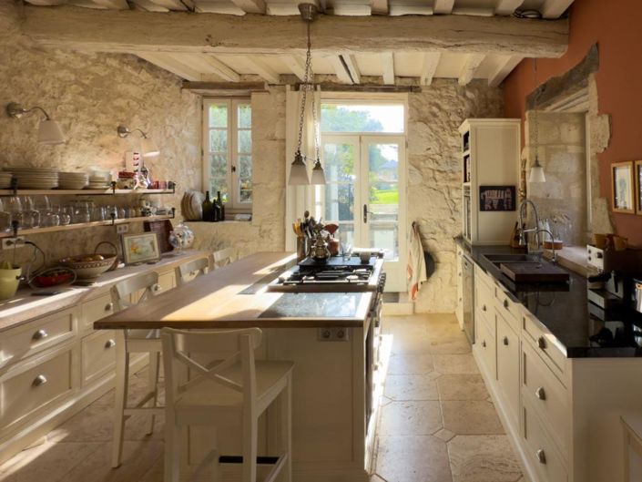 Image No.8-5 Bed House for sale