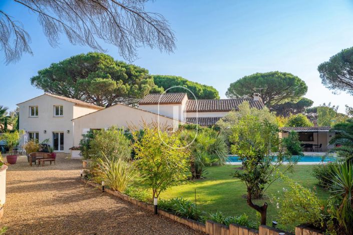 Image No.14-6 Bed House for sale