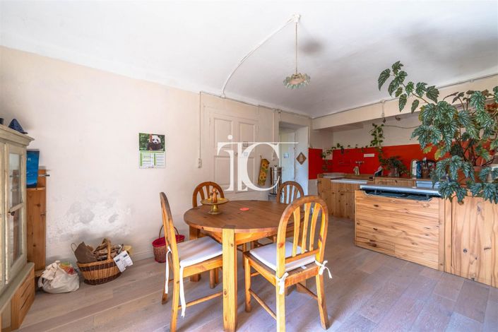 Image No.10-4 Bed House for sale