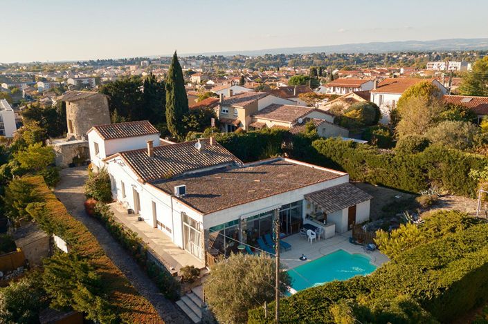 Image No.3-6 Bed House for sale