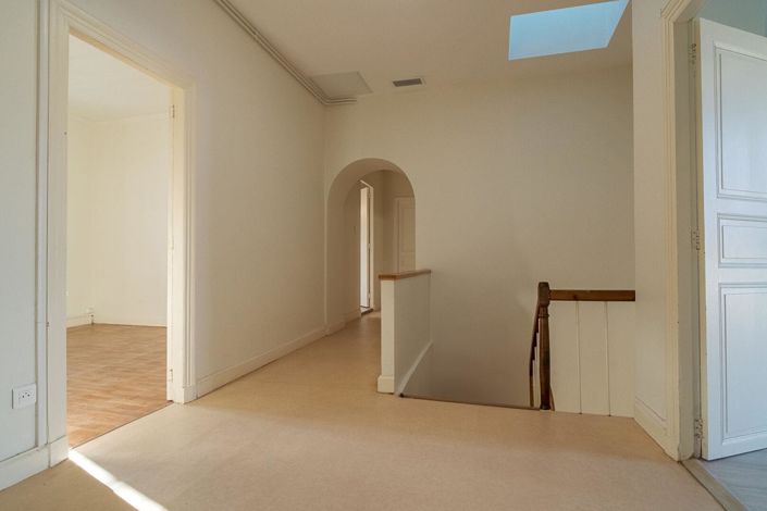 Image No.13-5 Bed House for sale