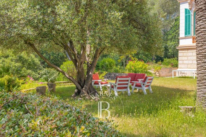 Image No.11-7 Bed House for sale