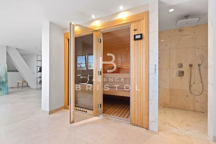 Image No.22-4 Bed House for sale