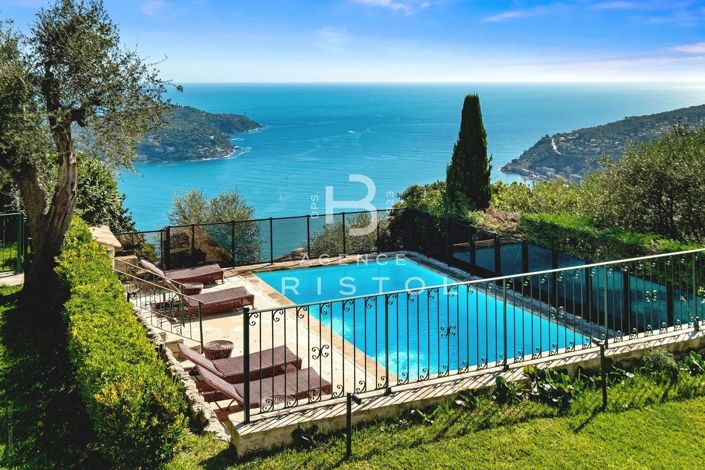 Image No.24-4 Bed House for sale