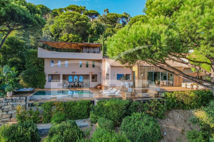 Image No.4-5 Bed House for sale