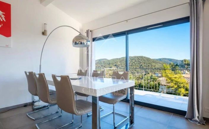 Image No.5-4 Bed House for sale