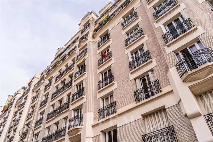 Image No.15-4 Bed Apartment for sale