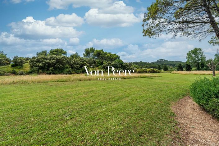 Image No.12-5 Bed House for sale