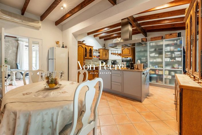 Image No.5-5 Bed House for sale