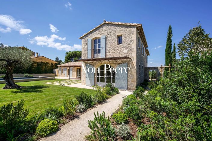 Image No.2-4 Bed House for sale