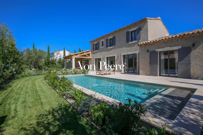 Image No.2-4 Bed House for sale