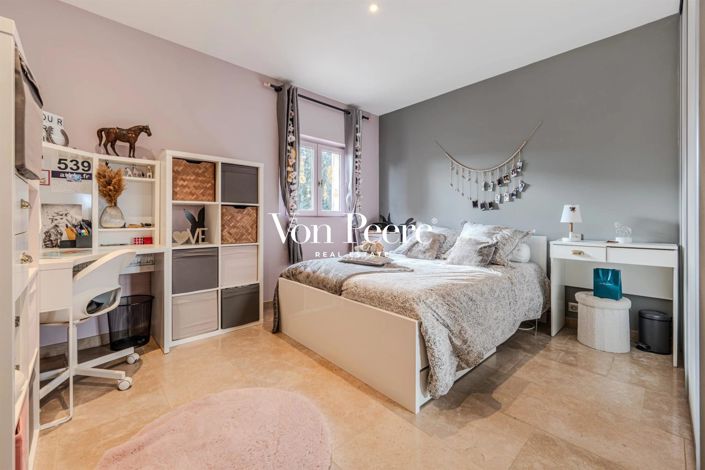 Image No.14-4 Bed House for sale