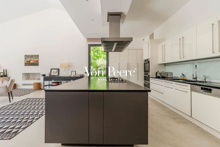 Image No.10-4 Bed House for sale