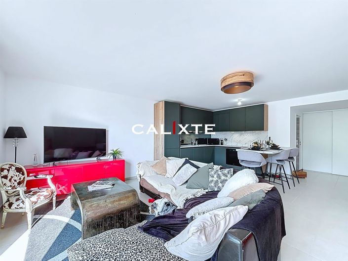 Image No.18-2 Bed Apartment for sale