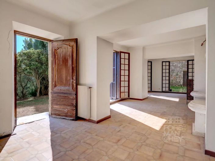 Image No.4-5 Bed House for sale