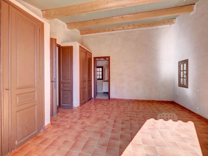 Image No.5-1 Bed House for sale