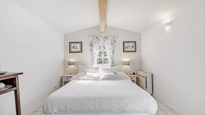 Image No.21-5 Bed House for sale