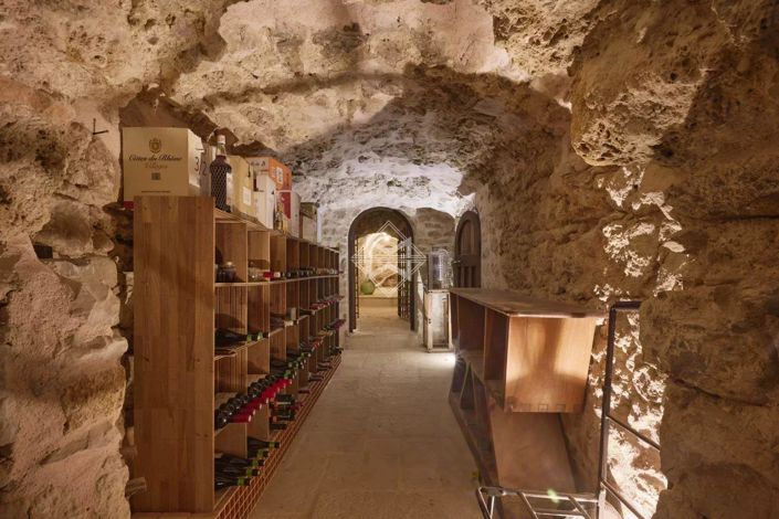 Image No.32-7 Bed House for sale