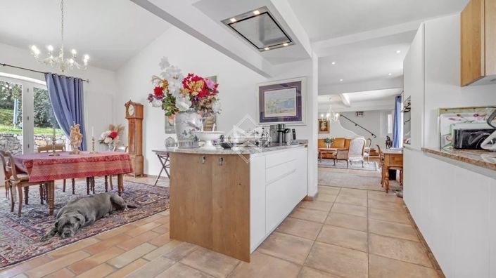 Image No.10-4 Bed House for sale