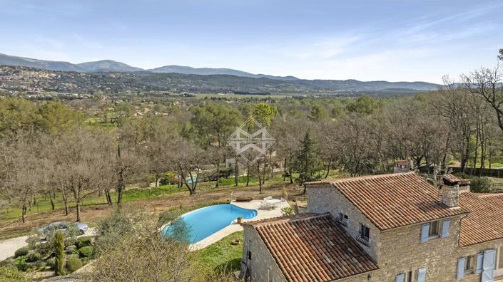 Image No.8-4 Bed House for sale