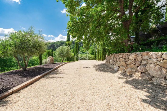 Image No.15-5 Bed House for sale