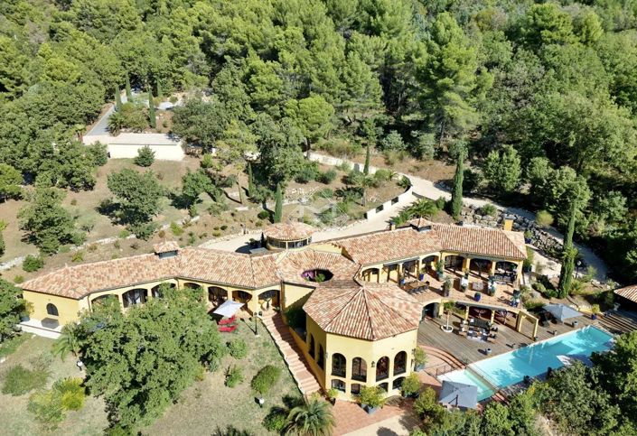 Image No.1-6 Bed House for sale