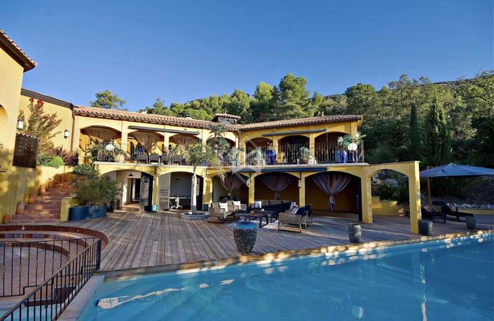 Image No.5-6 Bed House for sale