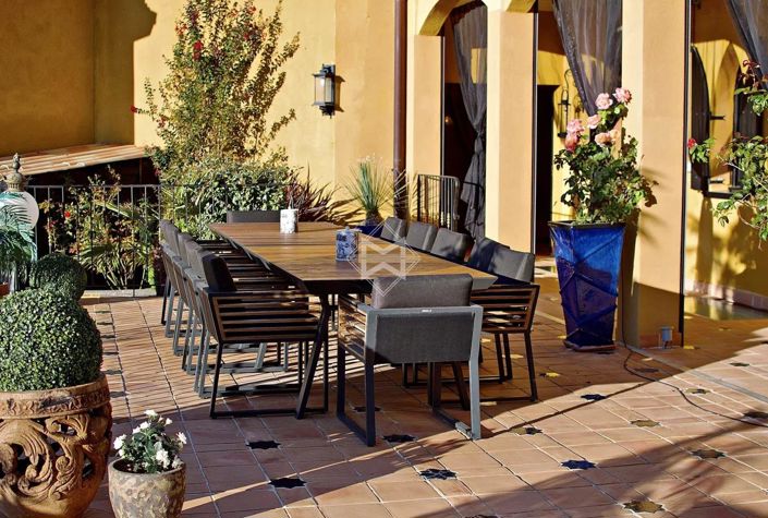 Image No.7-6 Bed House for sale