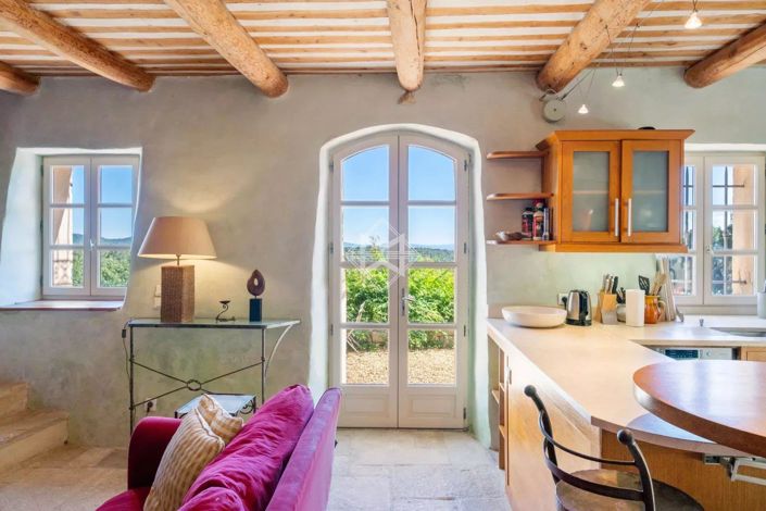 Image No.17-5 Bed House for sale