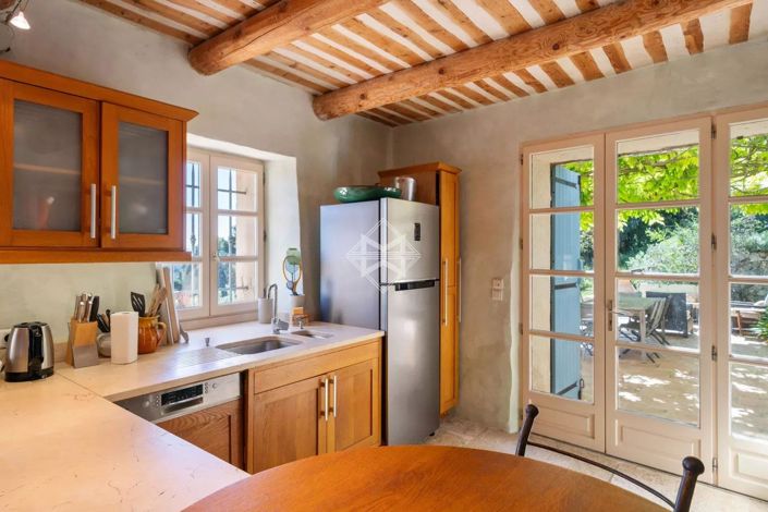 Image No.20-5 Bed House for sale