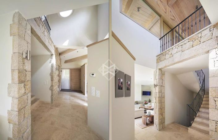 Image No.14-2 Bed House for sale