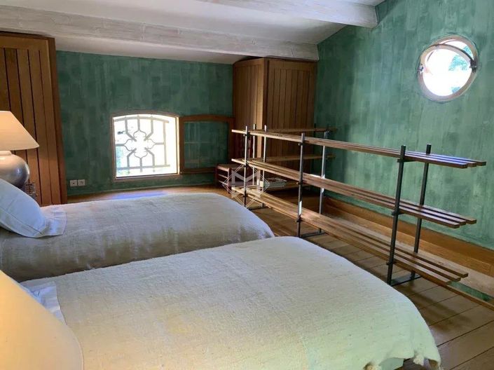 Image No.4-5 Bed House for sale