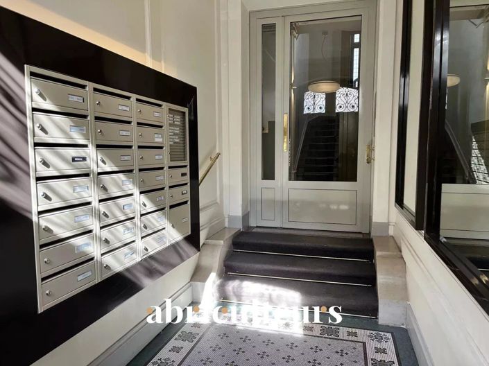 Image No.12-1 Bed Apartment for sale