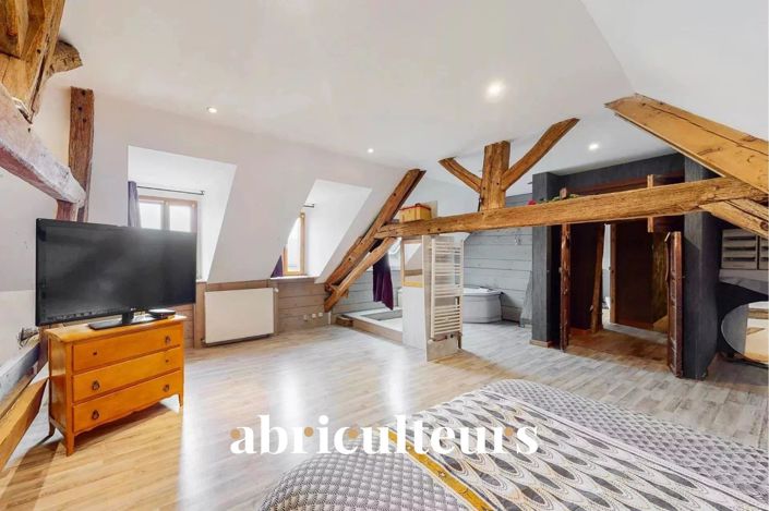 Image No.2-5 Bed House for sale