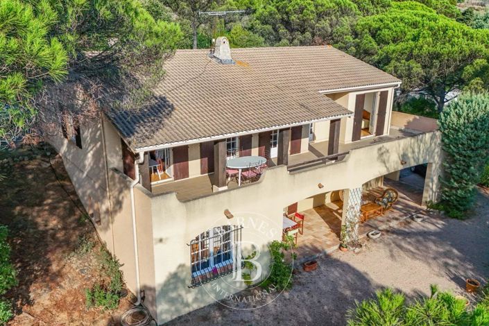 Image No.2-5 Bed House for sale