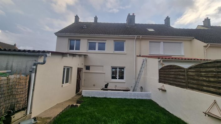 Image No.1-4 Bed House for sale