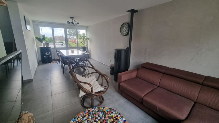 Image No.3-4 Bed House for sale