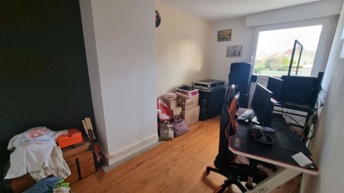 Image No.8-4 Bed House for sale