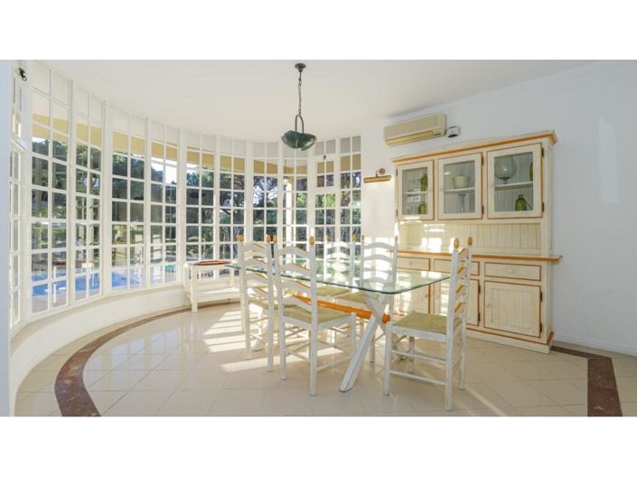 Image No.3-5 Bed House for sale