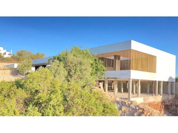 Image No.3-4 Bed House for sale