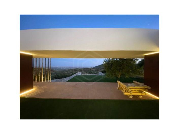 Image No.36-4 Bed House for sale