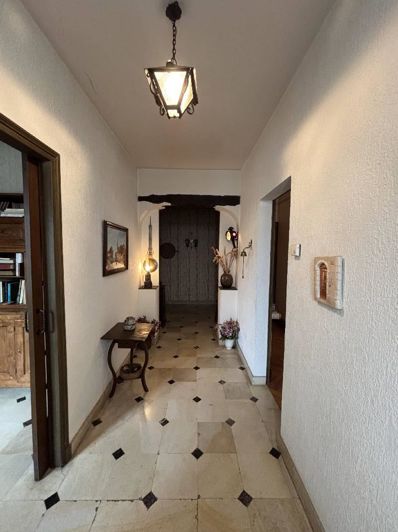 Image No.10-5 Bed House for sale