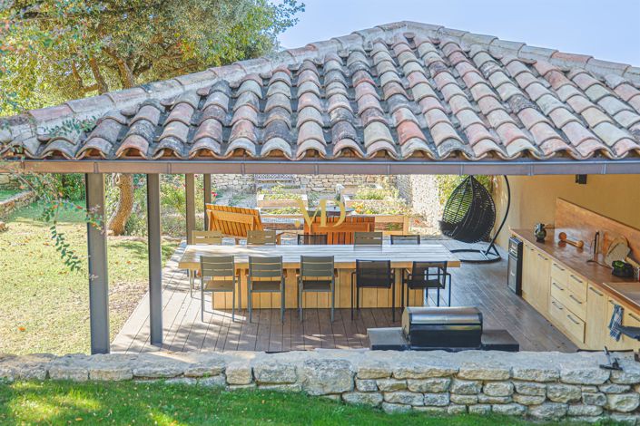 Image No.17-4 Bed House for sale