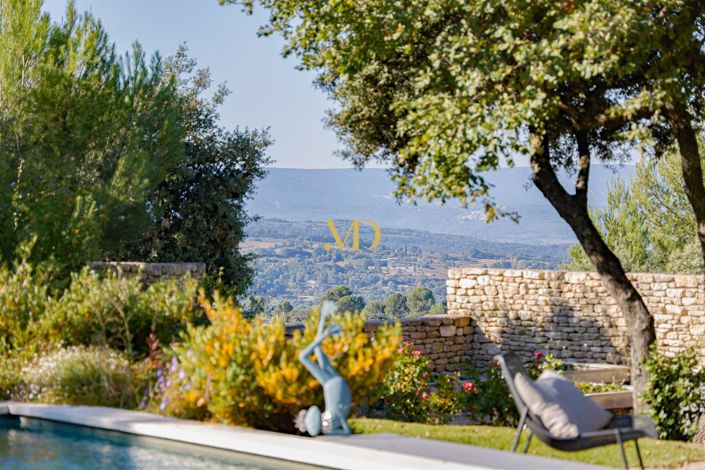 Image No.2-4 Bed House for sale