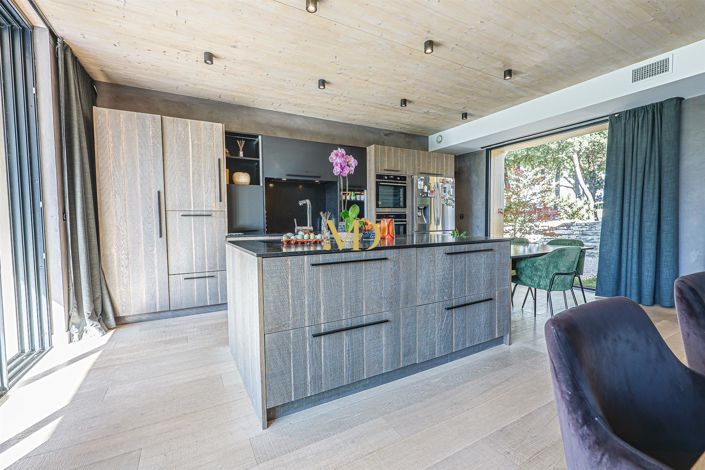 Image No.23-4 Bed House for sale