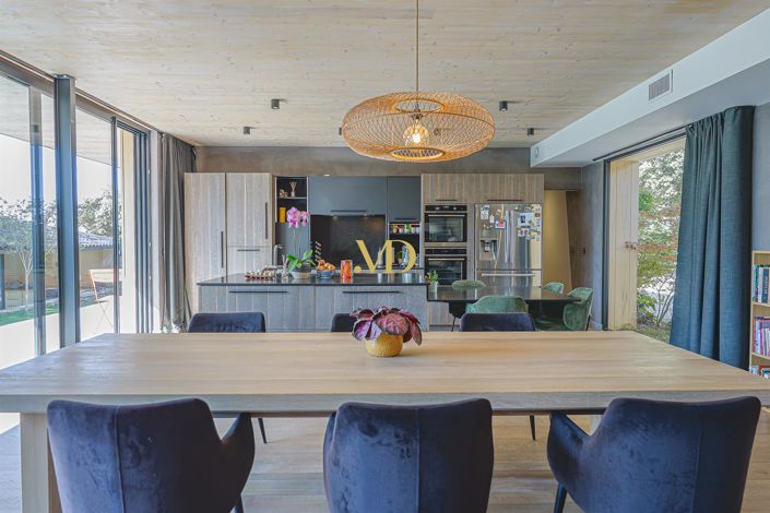 Image No.28-4 Bed House for sale